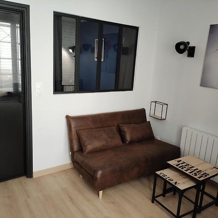 L'Atelier De L'Artiste - Moulins Coeur De Ville Luaran gambar